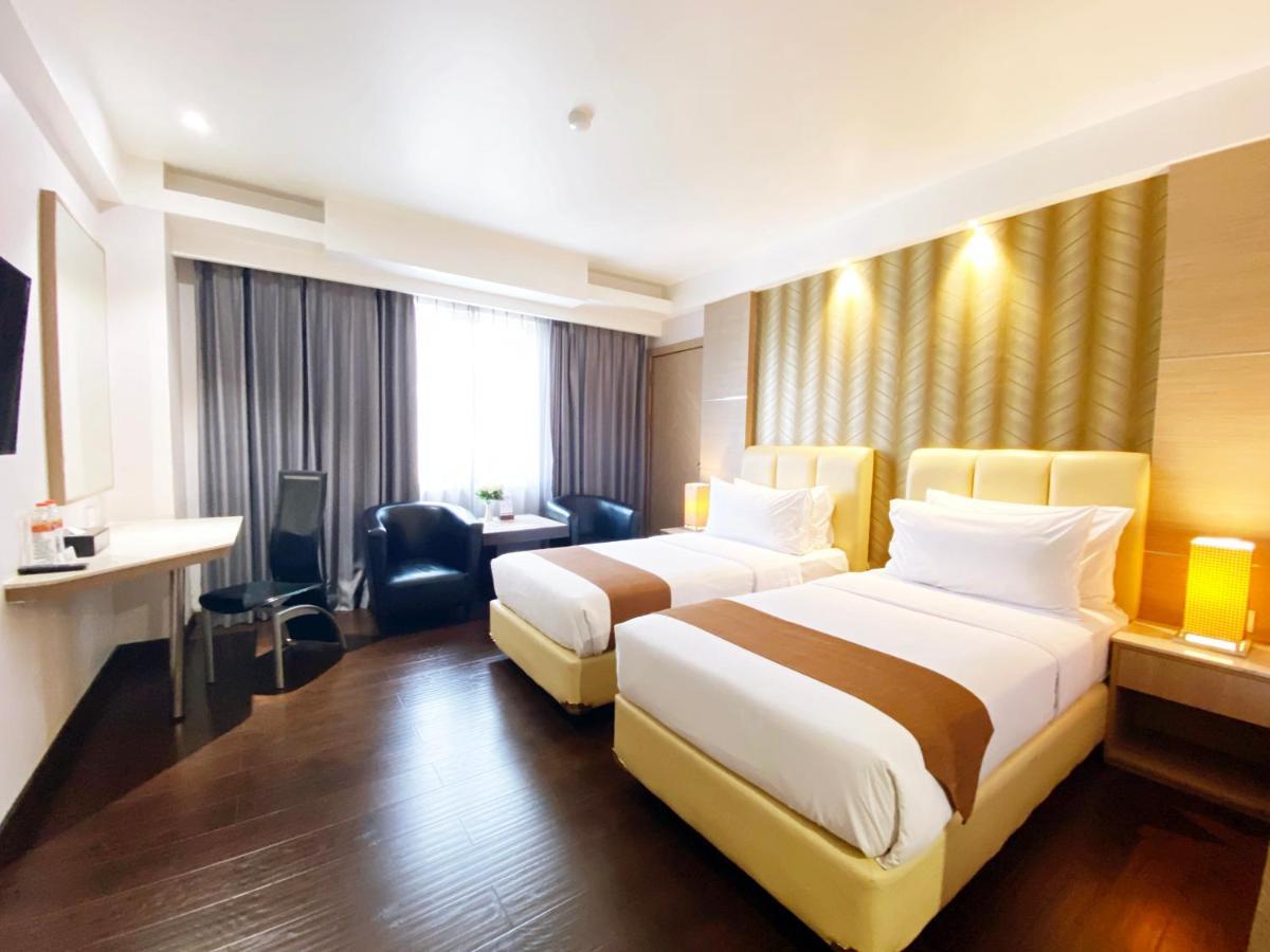 Orchardz Hotel Industri Jakarta Kemayoran Exterior foto